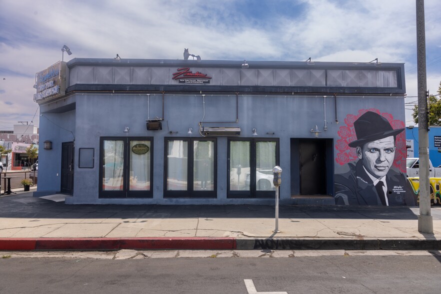 7228 Melrose Ave, Los Angeles, CA for rent - Building Photo - Image 1 of 9