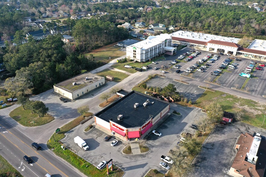 1501 N Howe St, Southport, NC for sale - Building Photo - Image 1 of 29