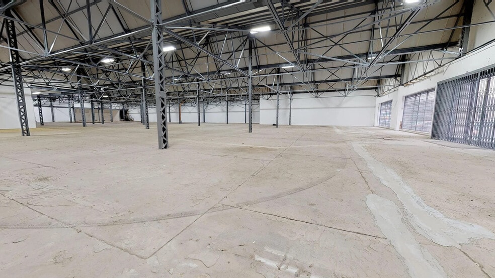 Foleshill Rd, Coventry to rent - Matterport 3D Scan - Image 2 of 13