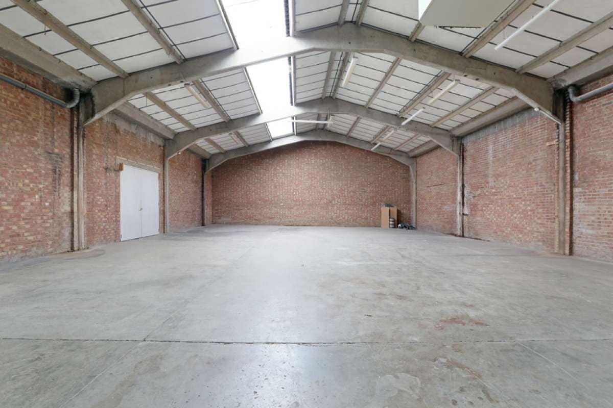 28-30 St Andrews Rd, London to rent Building Photo- Image 1 of 4