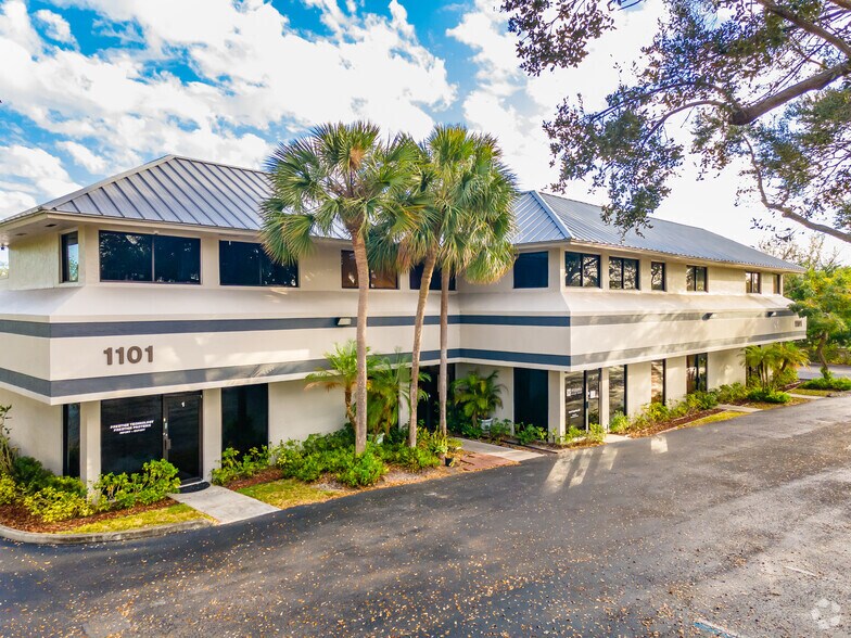 1101 S Rogers Cir, Boca Raton, FL for sale - Primary Photo - Image 1 of 1