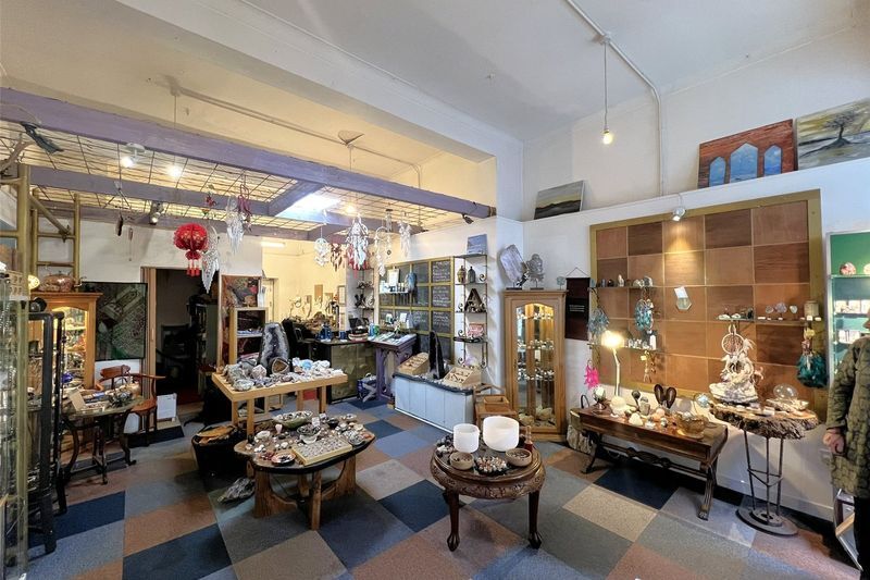 112 George St, Oban, AGB PA34 5NT - Unit 112 - - Interior Photo - Image 1 of 1