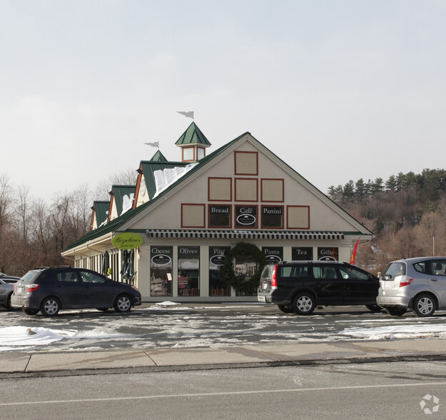 684 S Main St, Great Barrington, MA for sale - Building Photo - Image 3 of 10