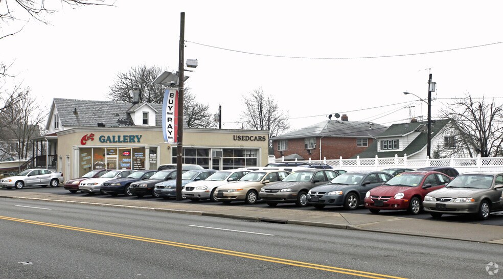 741 Convery Blvd, Perth Amboy 08861