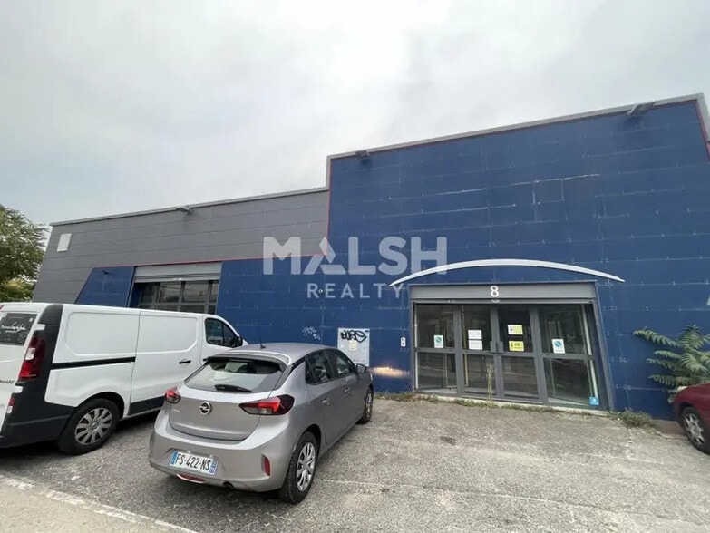 Light Industrial in Lyon to rent - Building Photo - Image 2 of 2