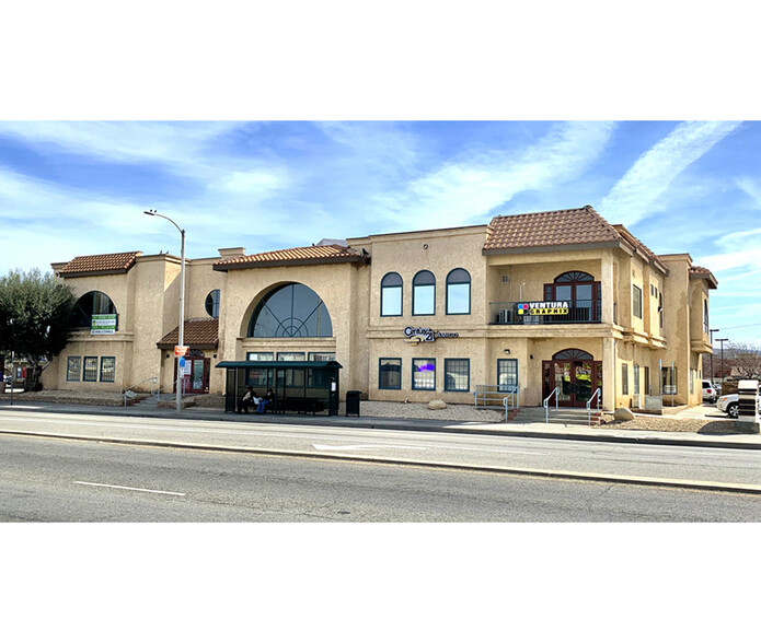 950 E Palmdale Blvd, Palmdale, CA for sale - Building Photo - Image 1 of 1