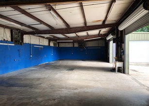 3912 Cottage Hill Rd, Mobile, AL to rent Interior Photo- Image 2 of 4