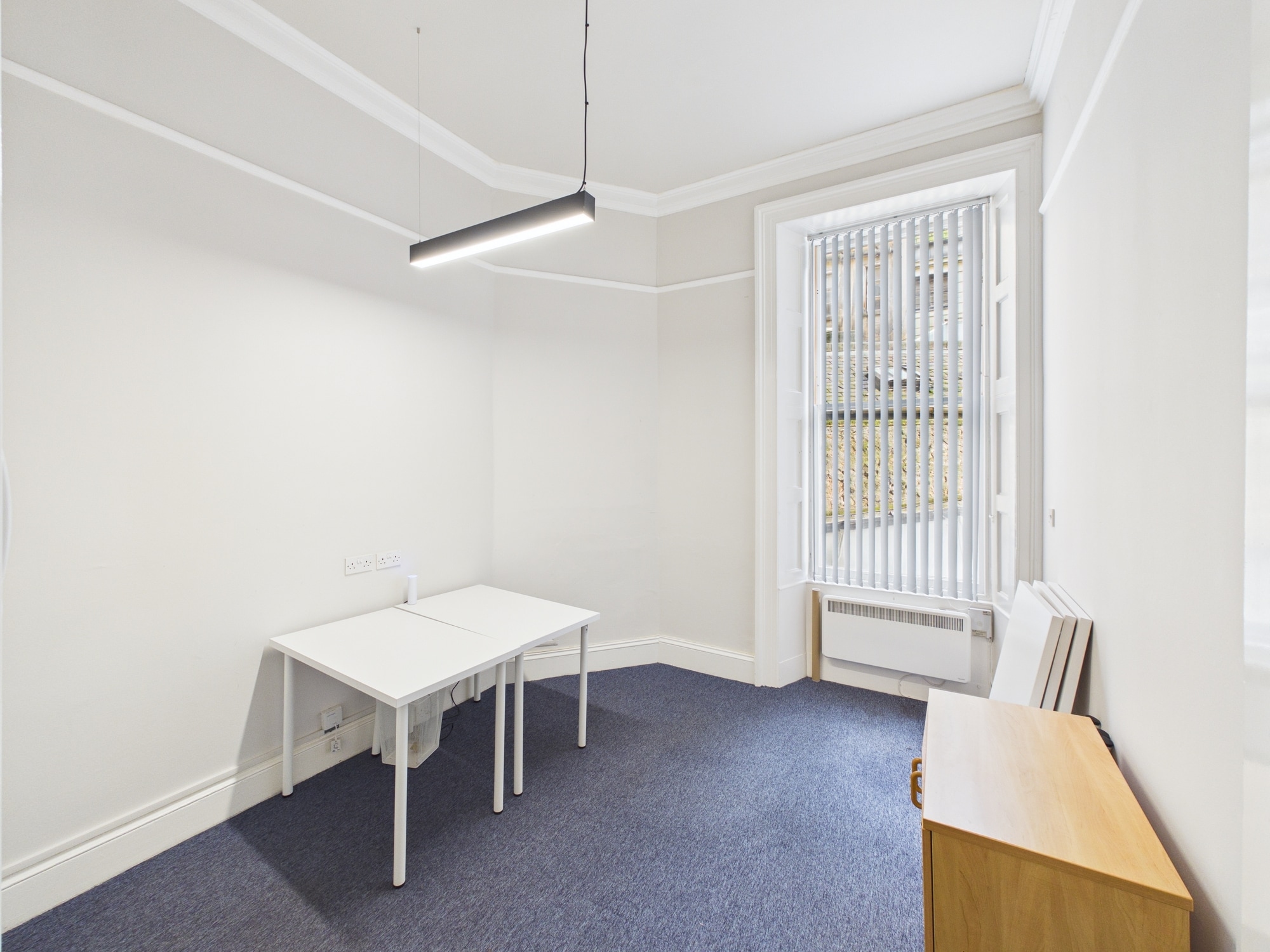 3 Alva St, Edinburgh to rent Interior Photo- Image 1 of 4