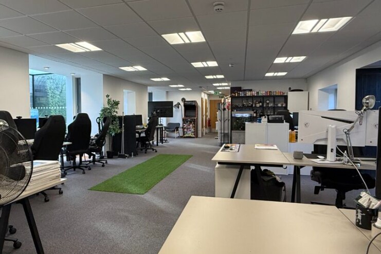 Higher Mill Ln, Buckfast to rent Interior Photo- Image 1 of 6