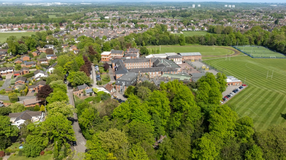 South Dr, Liverpool for sale - Aerial - Image 2 of 3