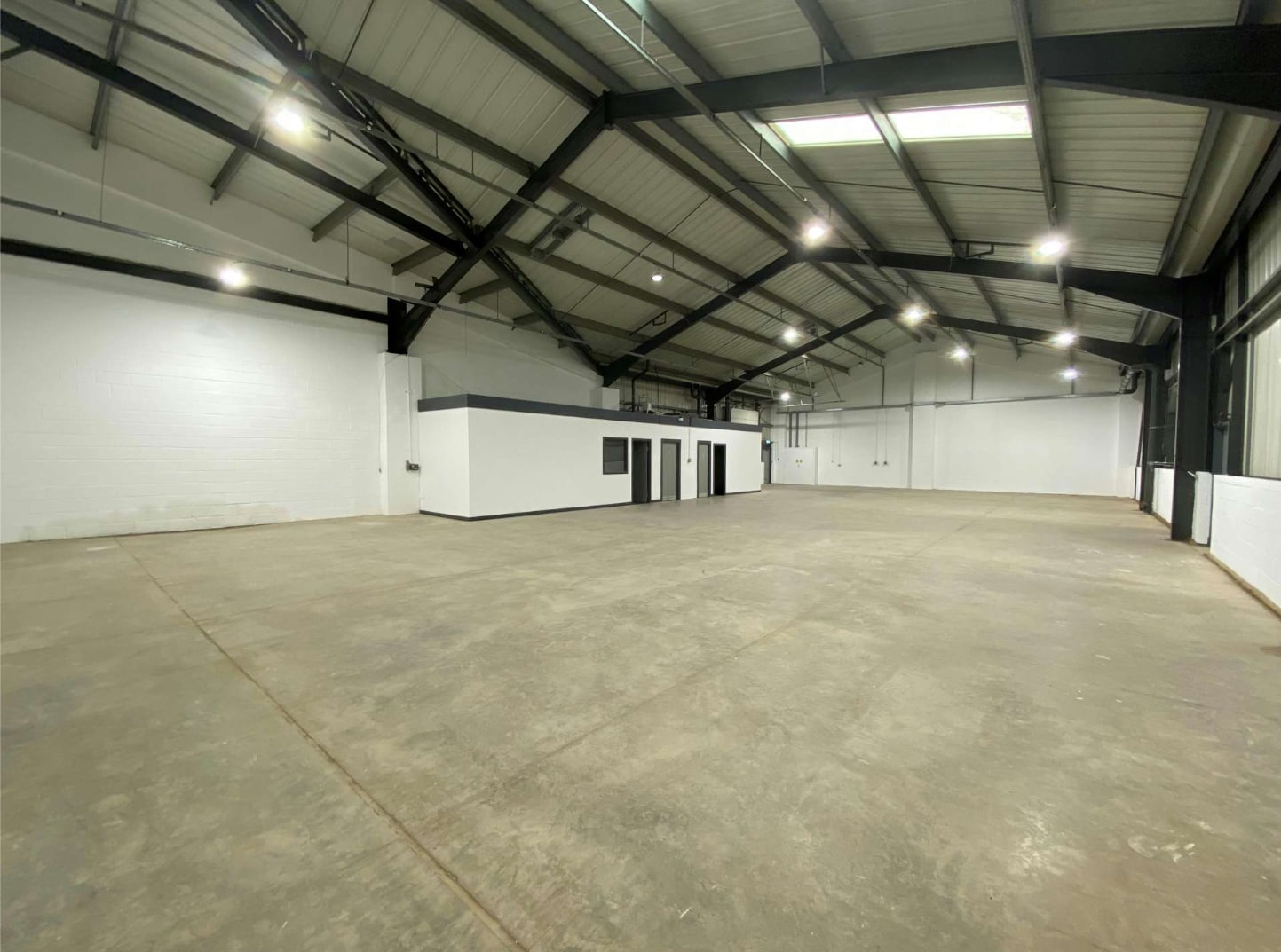 145 Summerlee St, Glasgow to rent Interior Photo- Image 1 of 2