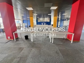 Office in Sant Joan Despí to rent Interior Photo- Image 2 of 8