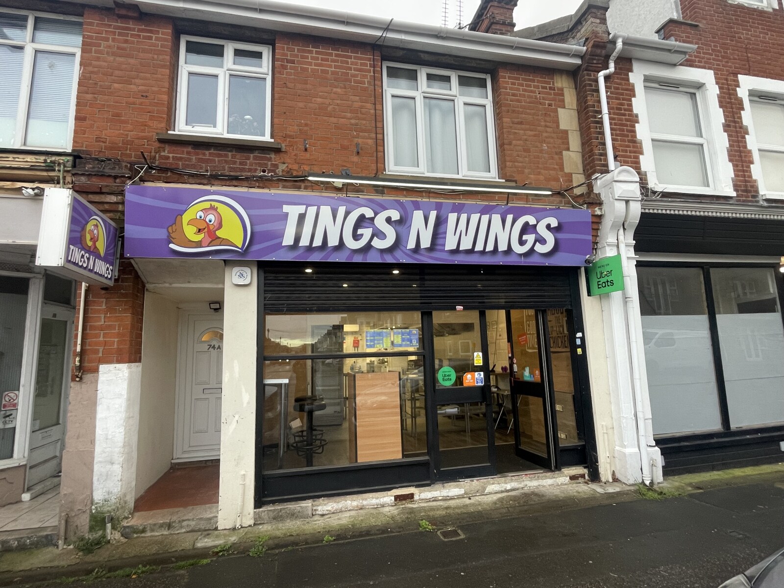 74 High St, Clacton On Sea to rent Primary Photo- Image 1 of 3