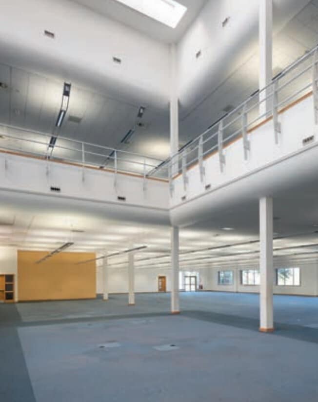 14 Woodhall, Holytown to rent Interior Photo- Image 1 of 2