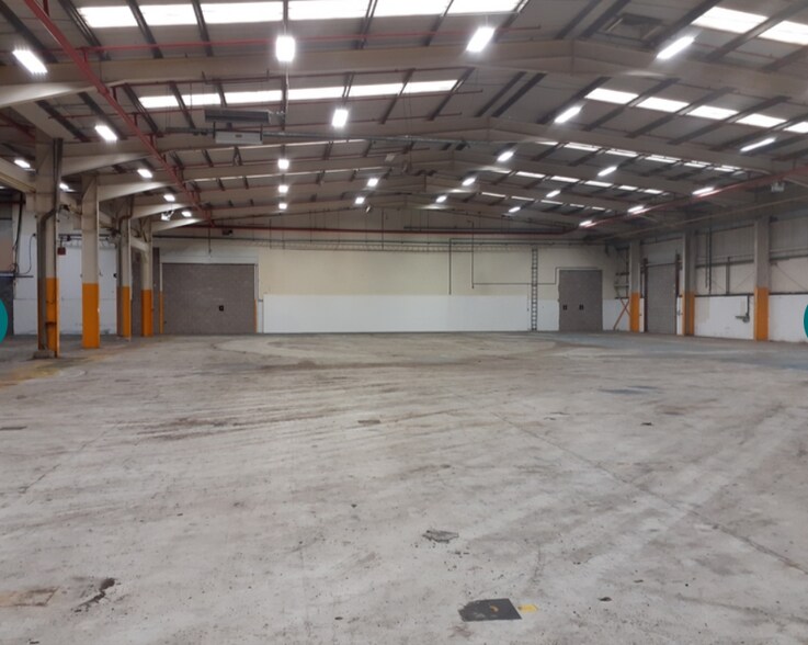 Halesfield 7, Telford to rent - Interior Photo - Image 2 of 7
