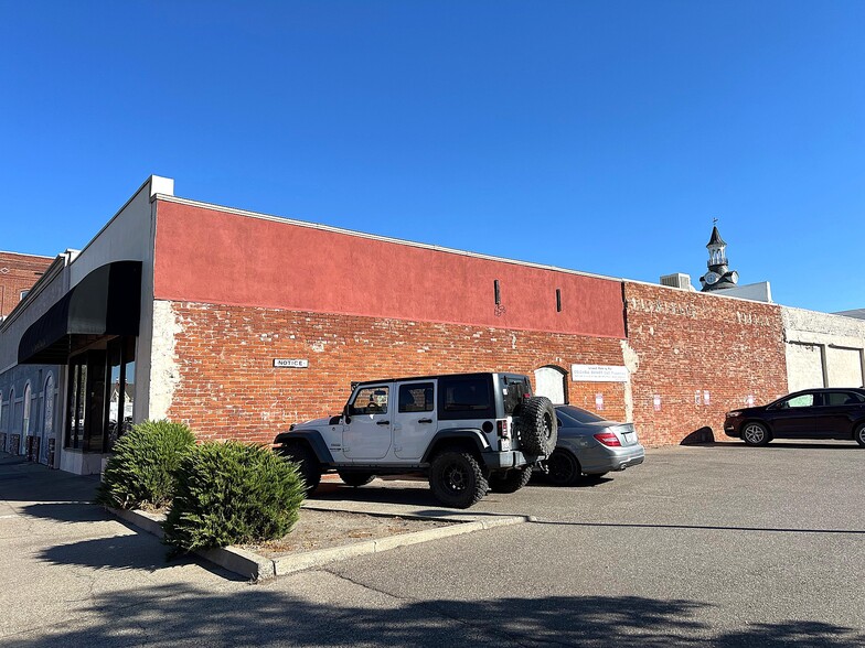 748 Washington St, Red Bluff, CA for sale - Building Photo - Image 3 of 5