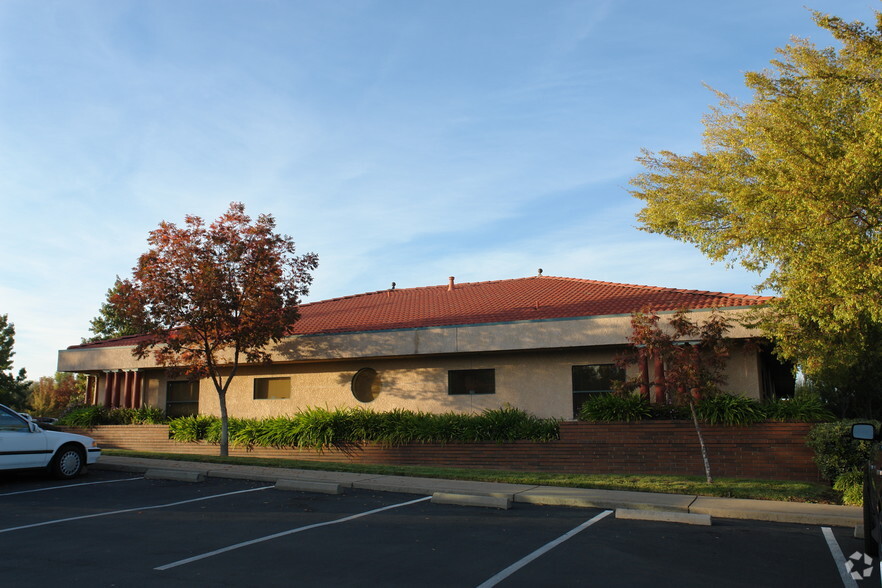 3111 Professional Dr, Auburn, CA for rent - Building Photo - Image 2 of 5