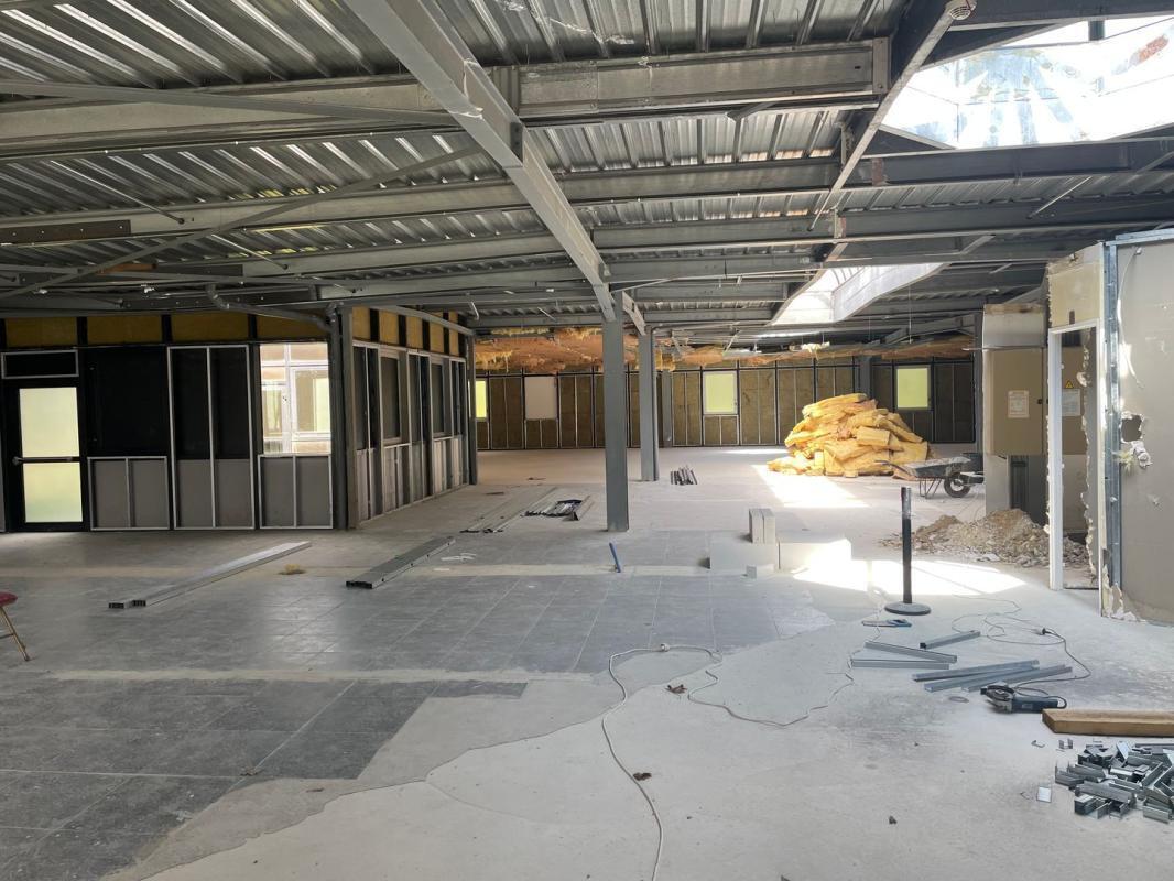 Light Industrial in Moussy-le-Neuf to rent Building Photo- Image 1 of 10