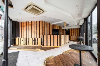 637 Forest Rd, London to rent Interior Photo- Image 1 of 9