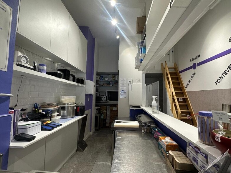 Retail in Madrid, Madrid to rent - Building Photo - Image 1 of 1