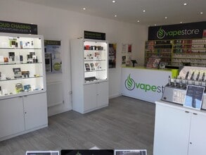 13-15 Market Pl, Stoke On Trent to rent Interior Photo- Image 2 of 3