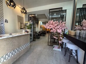 Retail in Badalona, Barcelona to rent Interior Photo- Image 2 of 14