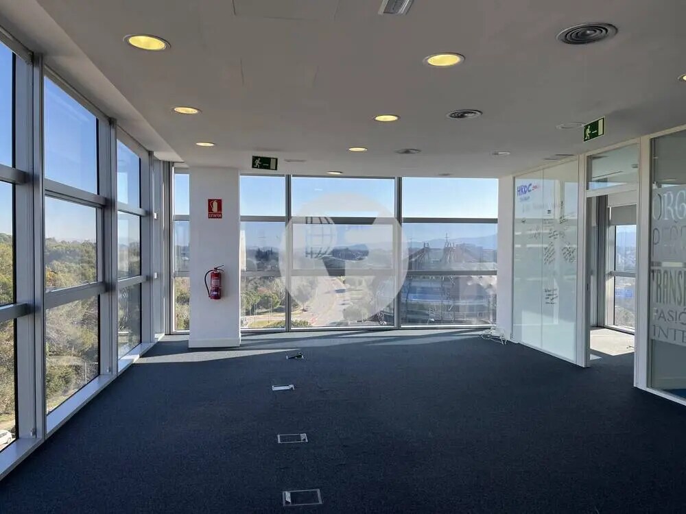 Office in Sant Cugat del Vallès, Barcelona to rent Interior Photo- Image 1 of 13