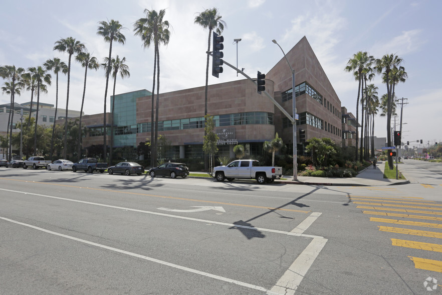 2110 Colorado Ave, Santa Monica, CA for sale - Primary Photo - Image 1 of 1