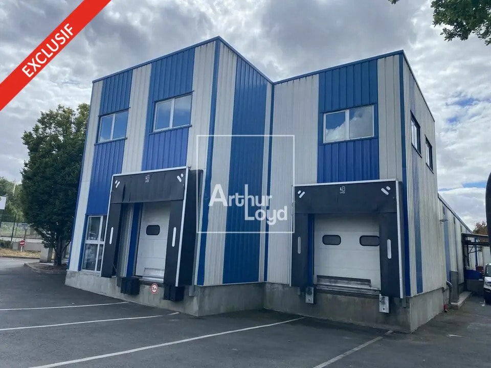 Vente Local d'activités 757 m² - Photo 1