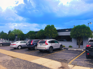 More details for 707-717 N Iowa Ave, Villa Park, IL - Office for Sale