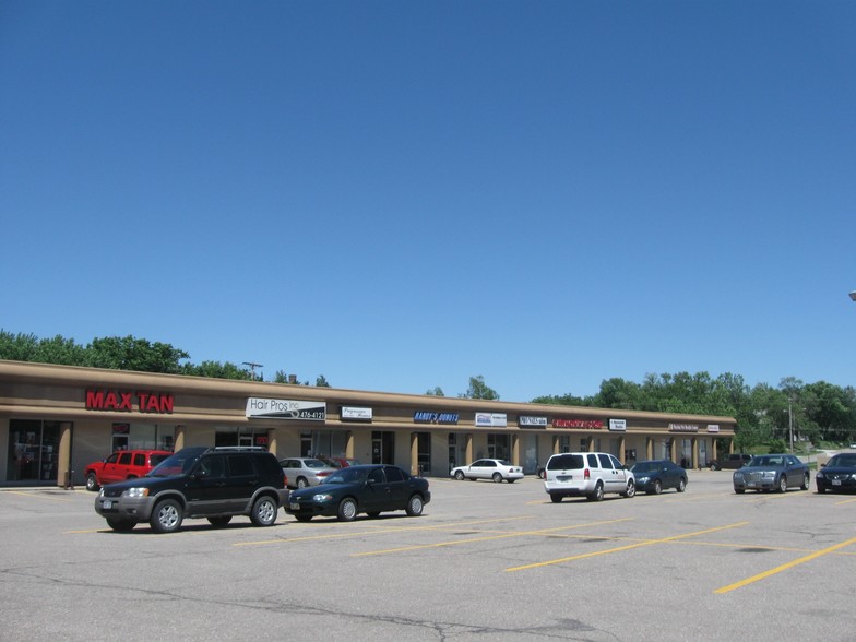 1204-1340 W O St, Lincoln, NE for rent - Building Photo - Image 1 of 1