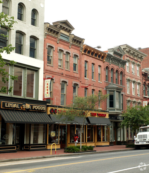 710-712 7th St NW, Washington, DC for sale - Primary Photo - Image 1 of 2