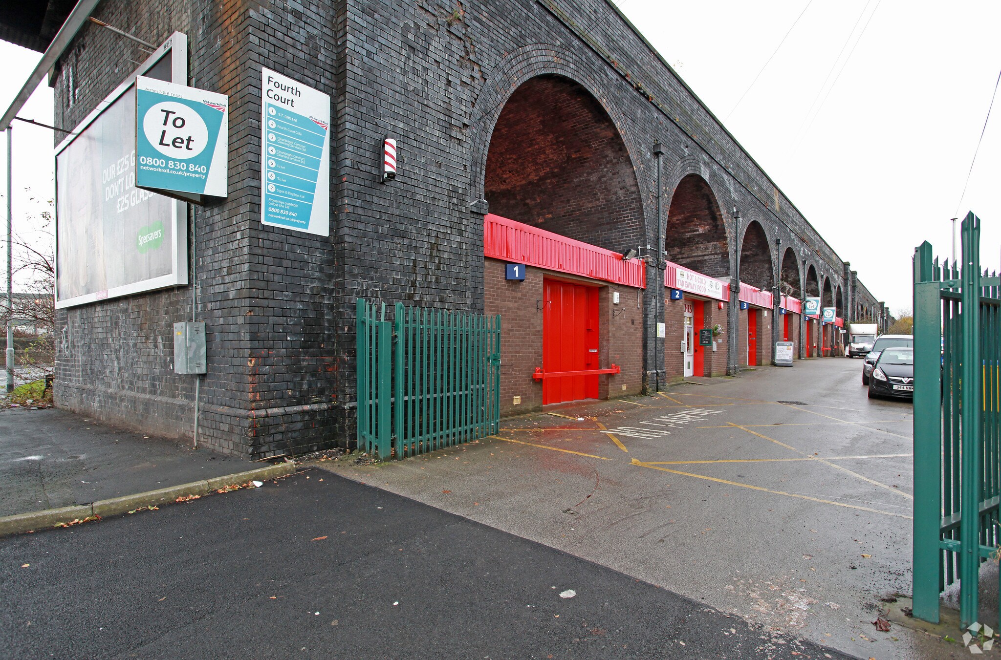 Bridge St, Leeds to rent Primary Photo- Image 1 of 15