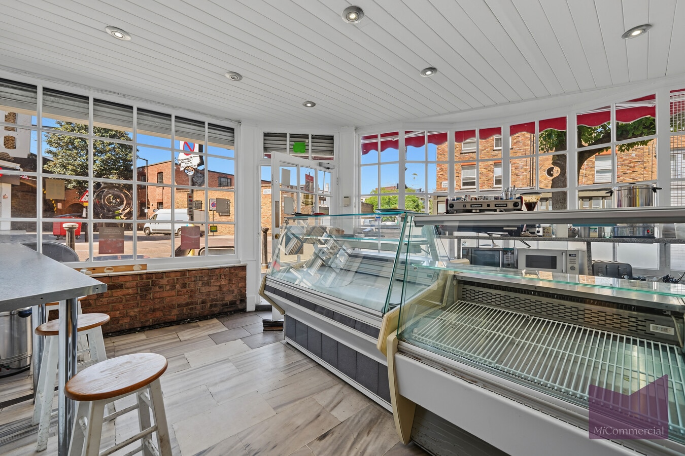59 Grafton Rd, London, LND NW5 3EL - Unit 1 -  - Interior Photo - Image 1 of 7