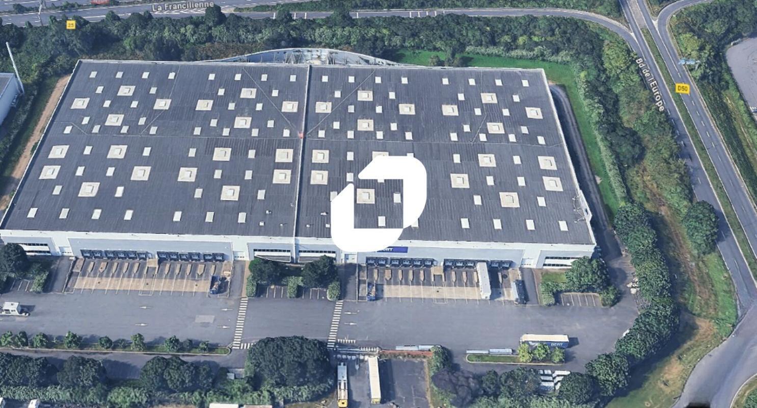 Industrial in Lieusaint to rent Aerial- Image 1 of 2