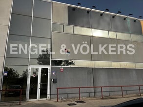 Industrial in Montornès del Vallès, Barcelona to rent Interior Photo- Image 2 of 20