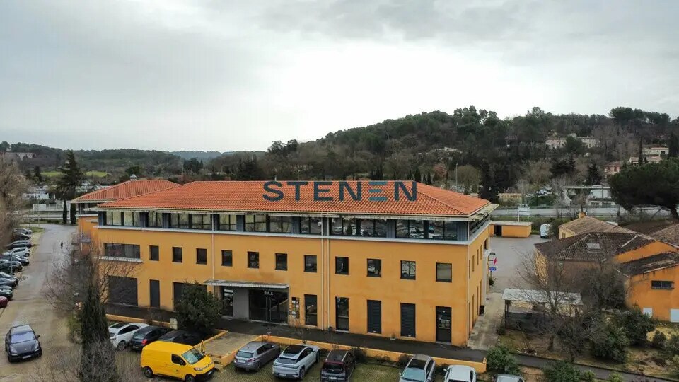 Office in Aix-en-Provence to rent Building Photo- Image 1 of 10