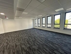 35-37 Rue Louis Guérin, Villeurbanne to rent Interior Photo- Image 2 of 2