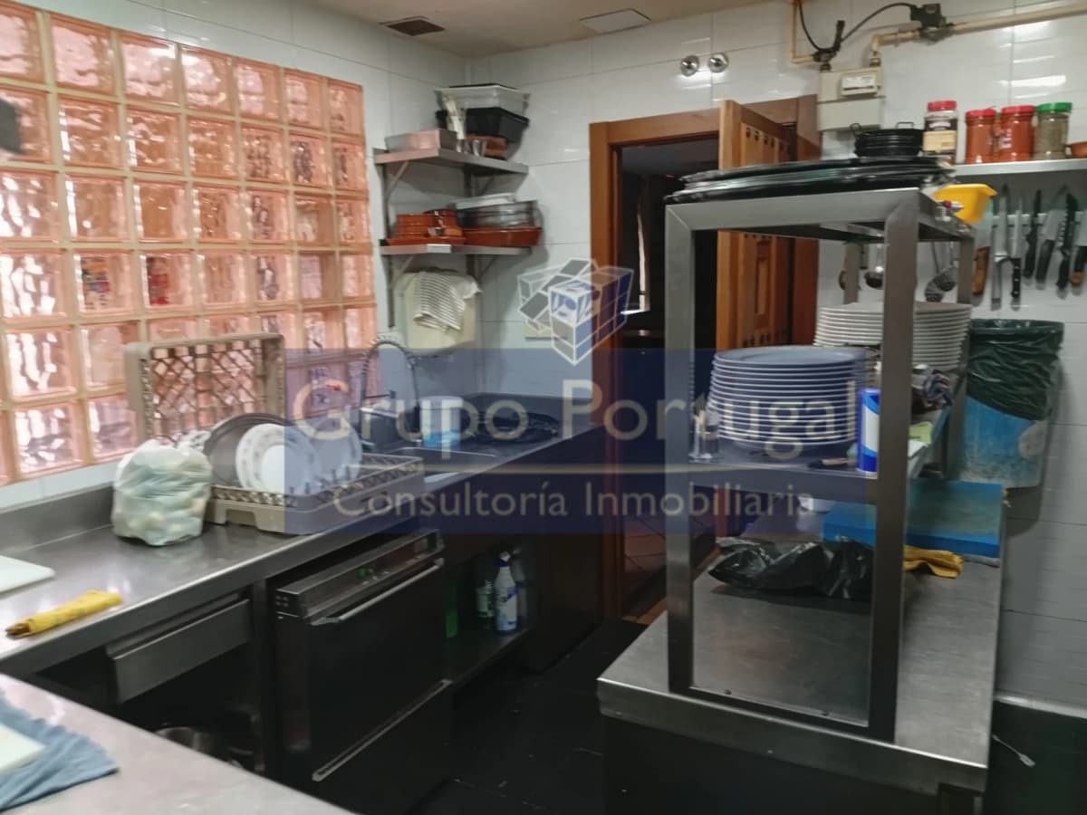 Madrid, MAD 28018 - Unit - -  - Interior Photo - Image 1 of 2