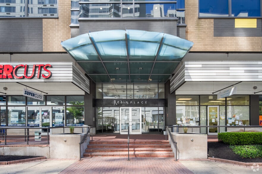 2000 Hamilton St, Philadelphia, PA to rent - Building Photo - Image 3 of 7