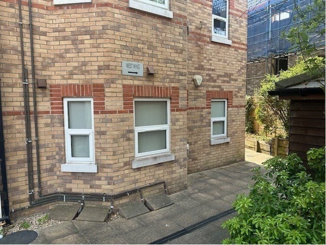 3 Lorne Park Rd, Bournemouth to rent Building Photo- Image 1 of 6