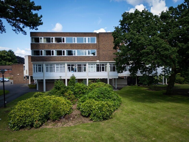 Yew Tree Ln, Liverpool for sale - Primary Photo - Image 3 of 15