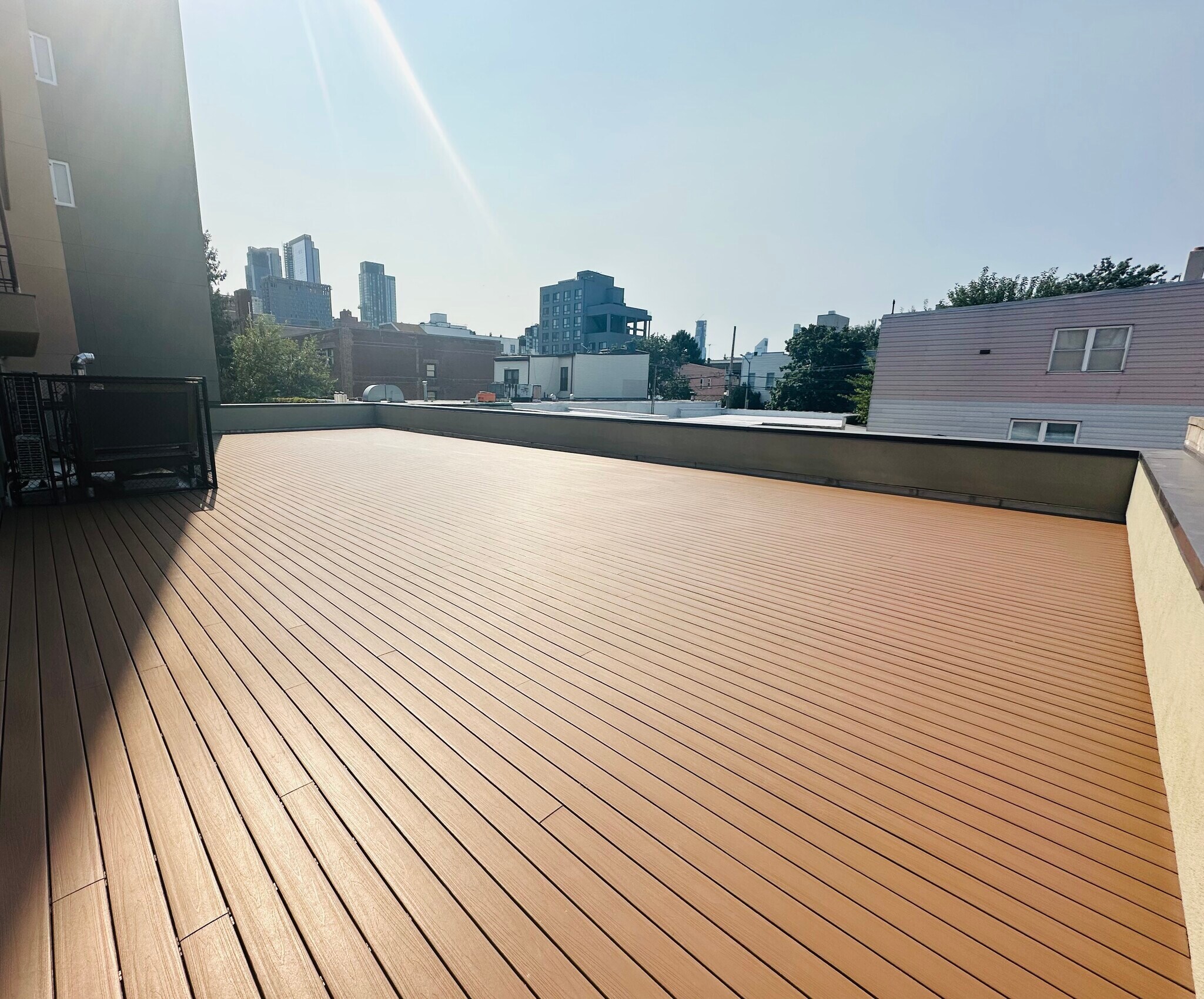 3908 29th St, Long Island City, NY to rent Primary Photo- Image 1 of 7