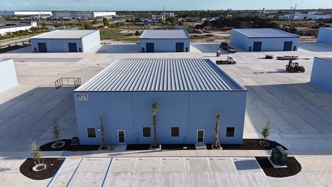 More details for 8055 Ironside Dr, Fort Myers, FL - Industrial to Rent
