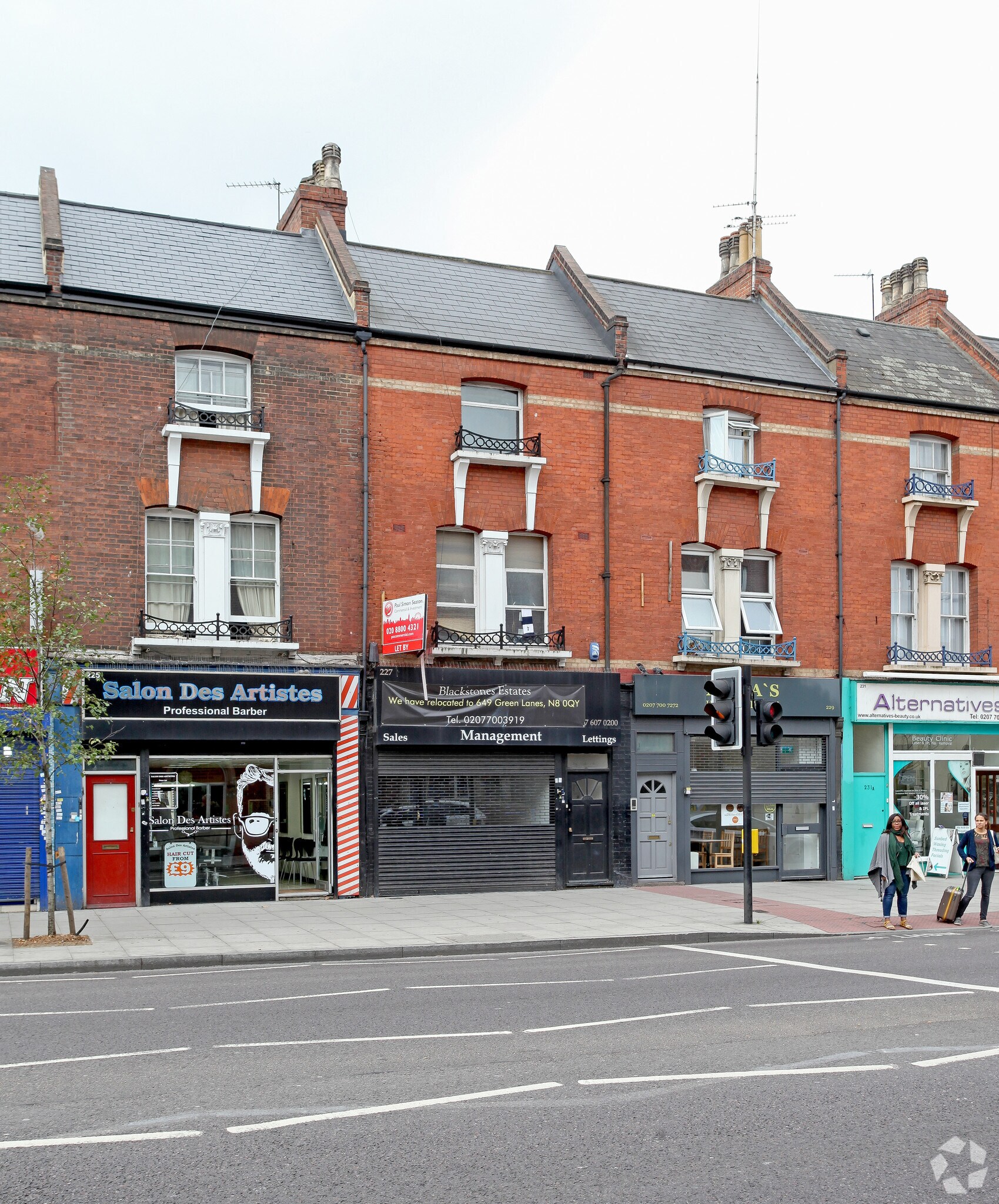 227-227A Holloway Rd, London to rent Primary Photo- Image 1 of 7