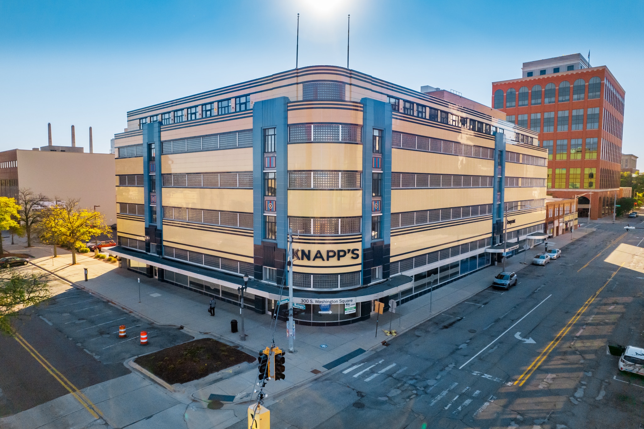 300 S Washington Sq, Lansing, MI to rent Primary Photo- Image 1 of 19