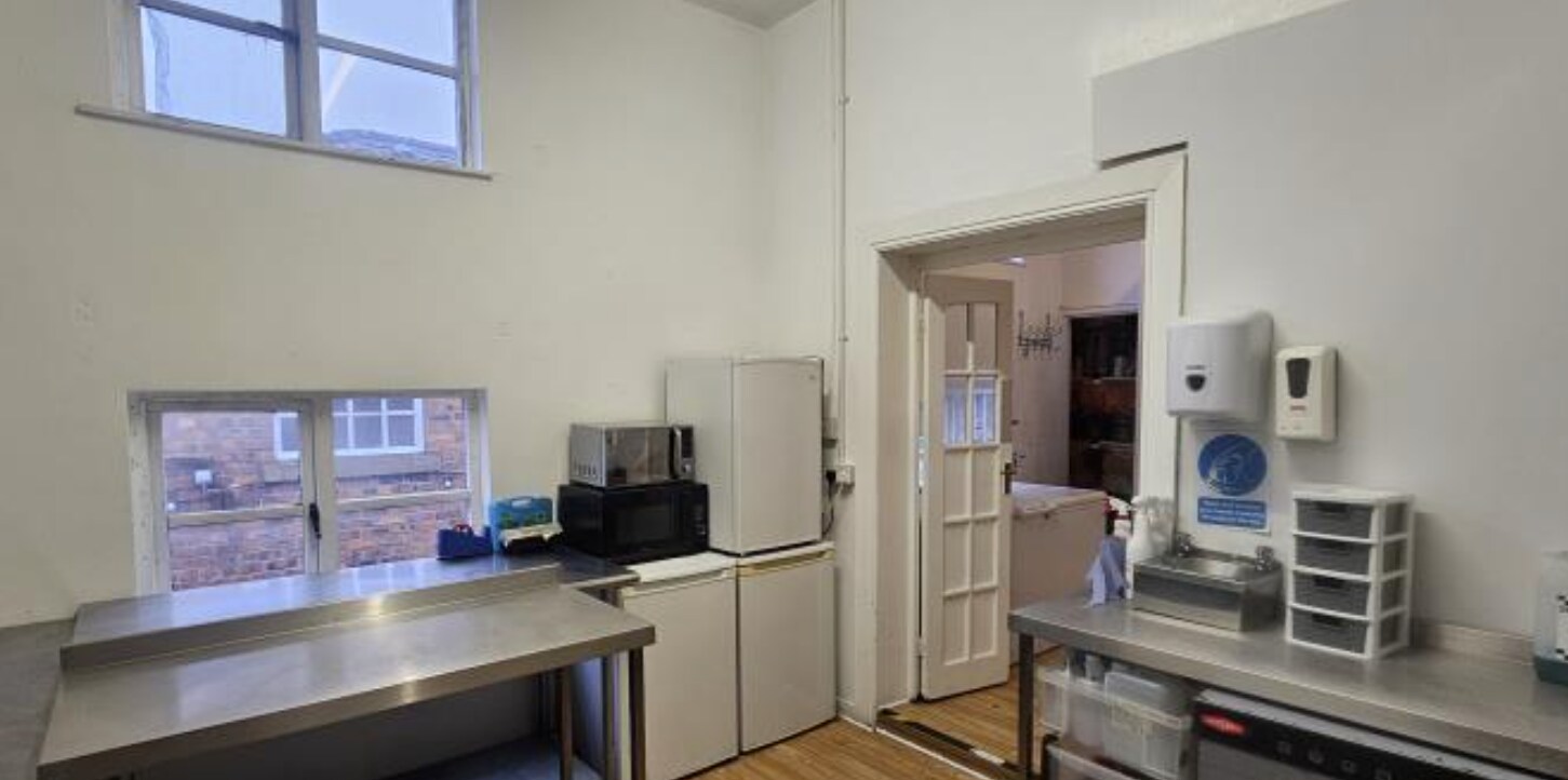 1-9 Jaxons Ct, Wigan to rent Interior Photo- Image 1 of 5