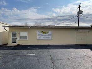 8351 S Us-17-92 Hwy, Maitland, FL for rent Building Photo- Image 1 of 11