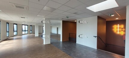 Industrial in Corbas to rent Interior Photo- Image 1 of 5