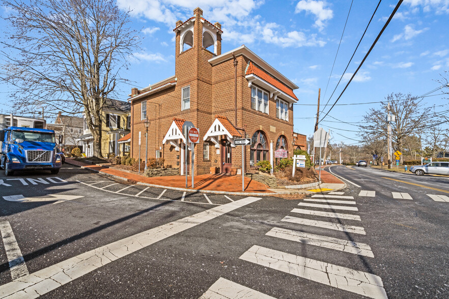 55 S Maple Ave, Basking Ridge, NJ for sale - Primary Photo - Image 1 of 1